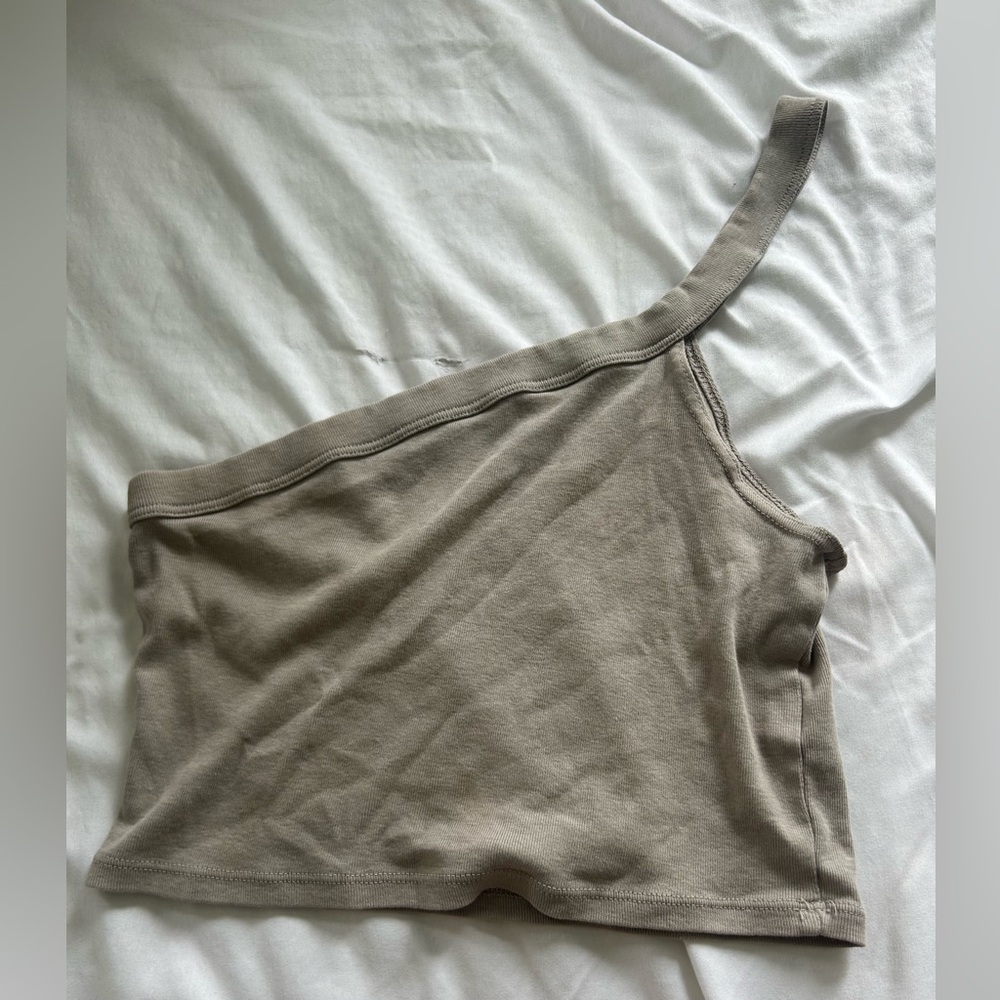 Brandy Melville One Shoulder Top